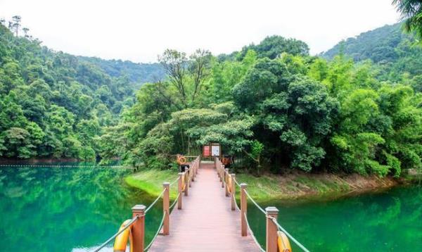 北回歸線公園景觀設(shè)計(jì)（北回歸線主題公園）